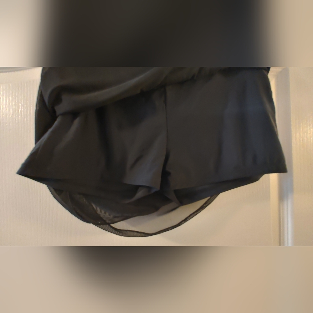Black tiered athletic skirt NWOT - Picture 2 of 6